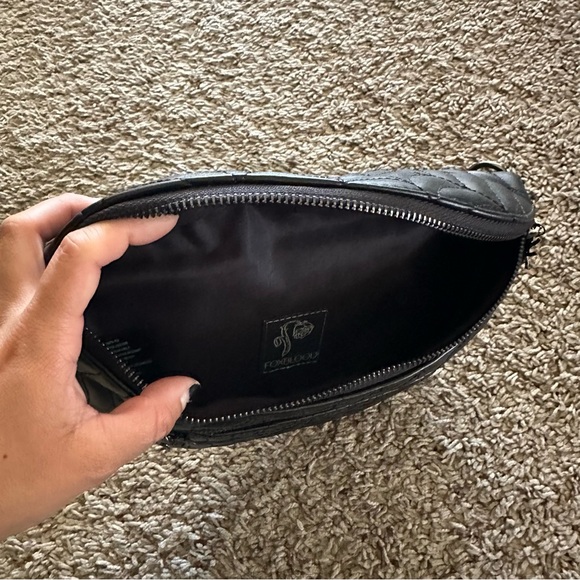 Foxblood Web Fanny Pack - Picture 6 of 8